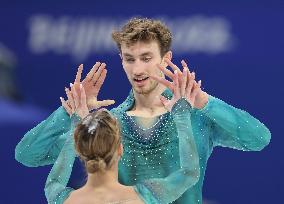 (BEIJING2022)CHINA-BEIJING-OLYMPIC WINTER GAMES-FIGURE SKATING-PAIR SKATING-FREE SKATING (CN)