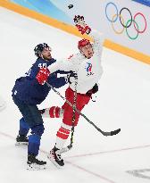 (BEIJING2022)CHINA-BEIJING-OLYMPIC WINTER GAMES-ICE HOCKEY-MEN'S GOLD MEDAL GAME-ROC VS FIN (CN)