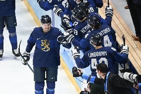 (BEIJING2022)CHINA-BEIJING-OLYMPIC WINTER GAMES-ICE HOCKEY-MEN'S GOLD MEDAL GAME-FIN VS ROC (CN)