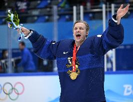 (BEIJING2022)CHINA-BEIJING-OLYMPIC WINTER GAMES-ICE HOCKEY-MEN'S GOLD MEDAL GAME-FIN VS ROC (CN)