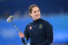 (BEIJING2022)CHINA-BEIJING-OLYMPIC WINTER GAMES-CURLING-WOMEN'S BRONZE MEDAL GAME-SWE VS SUI (CN)