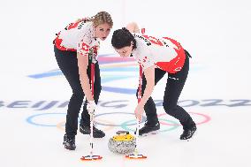 (BEIJING2022)CHINA-BEIJING-OLYMPIC WINTER GAMES-CURLING-WOMEN'S BRONZE MEDAL GAME-SWE VS SUI (CN)