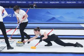 (BEIJING2022)CHINA-BEIJING-OLYMPIC WINTER GAMES-CURLING-WOMEN'S GOLD MEDAL GAME-JPN VS GBR (CN)