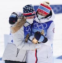 (XHTP)(BEIJING2022)CHINA-ZHANGJIAKOU-OLYMPIC WINTER GAMES-CROSS-COUNTRY SKIING-WOMEN'S 30KM MASS START FREE (CN)