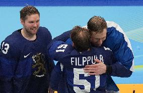 (BEIJING2022)CHINA-BEIJING-OLYMPIC WINTER GAMES-ICE HOCKEY-MEN'S GOLD MEDAL GAME-FIN VS ROC (CN)