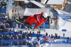 (XHTP)(BEIJING2022)CHINA-ZHANGJIAKOU-OLYMPIC WINTER GAMES-FREESTYLE SKIING-WOMEN'S FREESKI HALFPIPE-FINAL (CN)