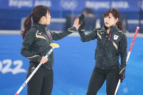 (BEIJING2022)CHINA-BEIJING-OLYMPIC WINTER GAMES-CURLING-WOMEN'S GOLD MEDAL GAME-JPN VS GBR(CN)