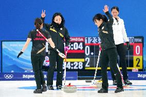 (BEIJING2022)CHINA-BEIJING-OLYMPIC WINTER GAMES-CURLING-WOMEN'S GOLD MEDAL GAME-JPN VS GBR(CN)