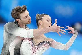 (BEIJING2022)CHINA-BEIJING-OLYMPIC WINTER GAMES-FIGURE SKATING-PAIR SKATING-SHORT PROGRAM (CN)