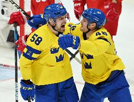 (BEIJING2022)CHINA-BEIJING-OLYMPIC WINTER GAMES-ICE HOCKEY-MAN'S PLAY-OFF SEMIFINAL-ROC VS SWE (CN)