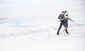 (BEIJING2022)CHINA-BEIJING-OLYMPIC WINTER GAMES-FIGURE SKATING-PAIR SKATING-SHORT PROGRAM (CN)