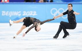 (BEIJING2022)CHINA-BEIJING-OLYMPIC WINTER GAMES-FIGURE SKATING-PAIR SKATING-SHORT PROGRAM (CN)