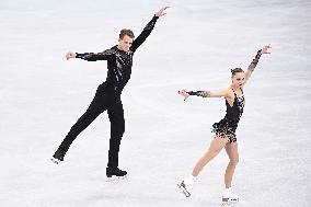 (BEIJING2022)CHINA-BEIJING-OLYMPIC WINTER GAMES-FIGURE SKATING-PAIR SKATING-SHORT PROGRAM (CN)