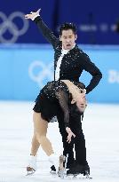 (BEIJING2022)CHINA-BEIJING-OLYMPIC WINTER GAMES-FIGURE SKATING-PAIR SKATING-SHORT PROGRAM (CN)