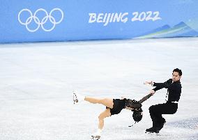 (BEIJING2022)CHINA-BEIJING-OLYMPIC WINTER GAMES-FIGURE SKATING-PAIR SKATING-SHORT PROGRAM (CN)