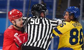 (BEIJING2022)CHINA-BEIJING-OLYMPIC WINTER GAMES-ICE HOCKEY-MAN'S PLAY-OFF SEMIFINAL-ROC VS SWE (CN)