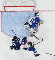 (XHTP)(BEIJING2022)CHINA-BEIJING-OLYMPIC WINTER GAMES-ICE HOCKEY-MAN'S PLAY-OFF SEMIFINAL-FIN VS SVK (CN)