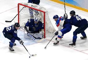 (XHTP)(BEIJING2022)CHINA-BEIJING-OLYMPIC WINTER GAMES-ICE HOCKEY-MAN'S PLAY-OFF SEMIFINAL-FIN VS SVK (CN)