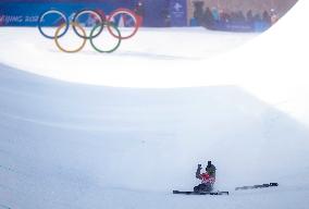 (BEIJING2022)CHINA-ZHANGJIAKOU-OLYMPIC WINTER GAMES-FREESTYLE SKIING-MEN'S FREESKI HALFPIPE-FINAL(CN)