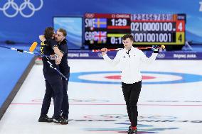 (BEIJING2022)CHINA-BEIJING-OLYMPIC WINTER GAMES-CURLING-MEN'S GOLD MEDAL GAME-GBR VS SWE (CN)