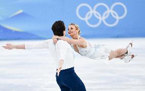 (BEIJING2022)CHINA-BEIJING-OLYMPIC WINTER GAMES-FIGURE SKATING-PAIR SKATING-FREE SKATING (CN)