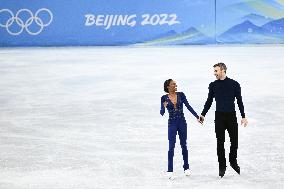 (BEIJING2022)CHINA-BEIJING-OLYMPIC WINTER GAMES-FIGURE SKATING-PAIR SKATING-FREE SKATING (CN)