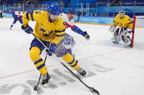 (BEIJING2022)CHINA-BEIJING-OLYMPIC WINTER GAMES-ICE HOCKEY-MEN'S BRONZE MEDAL GAME-SWE VS SVK (CN)