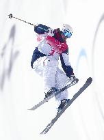 (XHTP)(BEIJING2022)CHINA-ZHANGJIAKOU-OLYMPIC WINTER GAMES-FREESTYLE SKIING-MEN'S FREESKI HALFPIPE-FINAL(CN)