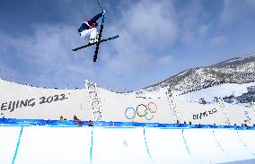 (BEIJING2022)CHINA-ZHANGJIAKOU-OLYMPIC WINTER GAMES-FREESTYLE SKIING-MEN'S FREESKI HALFPIPE-FINAL(CN)