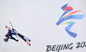 (XHTP)(BEIJING2022)CHINA-ZHANGJIAKOU-OLYMPIC WINTER GAMES-FREESTYLE SKIING-MEN'S FREESKI HALFPIPE-FINAL(CN)