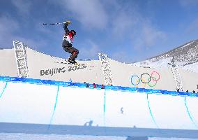 (BEIJING2022)CHINA-ZHANGJIAKOU-OLYMPIC WINTER GAMES-FREESTYLE SKIING-MEN'S FREESKI HALFPIPE-FINAL(CN)