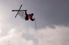 (BEIJING2022)CHINA-ZHANGJIAKOU-OLYMPIC WINTER GAMES-FREESTYLE SKIING-MEN'S FREESKI HALFPIPE-FINAL(CN)