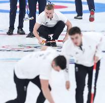 (BEIJING2022)CHINA-BEIJING-OLYMPIC WINTER GAMES-CURLING-MEN'S GOLD MEDAL GAME-GBR VS SWE (CN)