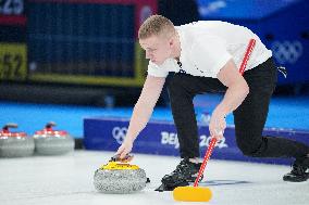 (BEIJING2022)CHINA-BEIJING-OLYMPIC WINTER GAMES-CURLING-MEN'S GOLD MEDAL GAME-GBR VS SWE (CN)