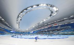 Xinhua Headlines: China keeps promises as Winter Olympics draws to triumphant close