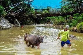 INDONESIA-BOGOR-BROKEN BRIDGE