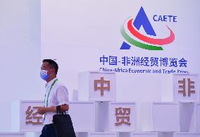 Xinhua Headlines: China-Africa trade reaches all-time high in 2021, showing resilience amid pandemic