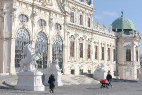 AUSTRIA-VIENNA-BELVEDERE-VIEWS
