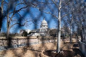 U.S.-WASHIINGTON, D.C.-STATE OF THE UNION ADDRESS-FENCING