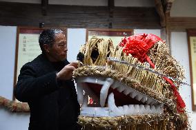 CHINA-ANHUI-HUANGSHAN-LONGTAITOU DAY-CELEBRATION-STRAW-WOVEN DRAGON (CN)