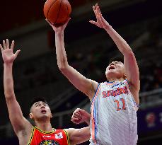 (SP)CHINA-LIAONING-SHENYANG-BASKETBALL-CBA LEAGUE-SICHUAN BLUE WHALES VS JILIN NORTHEAST TIGERS (CN)