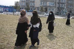 AFGHANISTAN-KABUL-UNIVERSITY-FEMALE STUDENTS