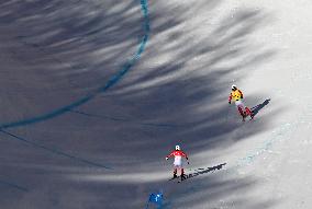 (SP)CHINA-BEIJING-WINTER PARALYMPICS-ALPINE SKIING-WOMEN'S DOWNHILL-VISION IMPAIRED (CN)