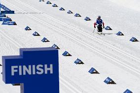 (SP)CHINA-ZHANGJIAKOU-WINTER PARALYMPICS-PARA CROSS-COUNTRY SKIING -WOMEN'S LONG DISTANCE SITTING(CN)