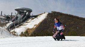 (SP)CHINA-ZHANGJIAKOU-WINTER PARALYMPICS-PARA CROSS-COUNTRY SKIING -WOMEN'S LONG DISTANCE SITTING(CN)