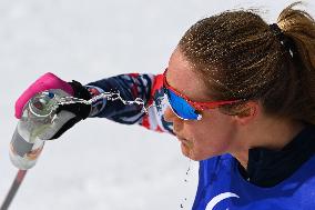 (SP)CHINA-ZHANGJIAKOU-WINTER PARALYMPICS-PARA CROSS-COUNTRY SKIING -WOMEN'S LONG DISTANCE SITTING(CN)