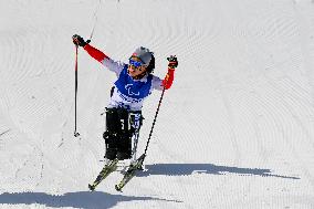 (SP)CHINA-ZHANGJIAKOU-WINTER PARALYMPICS-PARA CROSS-COUNTRY SKIING -WOMEN'S LONG DISTANCE SITTING(CN)