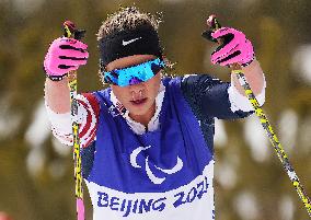 (SP)CHINA-ZHANGJIAKOU-WINTER PARALYMPICS-PARA CROSS-COUNTRY SKIING -WOMEN'S LONG DISTANCE SITTING(CN)