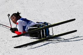 (SP)CHINA-ZHANGJIAKOU-WINTER PARALYMPICS-PARA CROSS-COUNTRY SKIING -WOMEN'S LONG DISTANCE SITTING(CN)