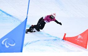 (SP)CHINA-ZHANGJIAKOU-WINTER PARALYMPICS-PARA SNOWBOARD-WOMEN'S CROSS QUALIFICATION(CN)